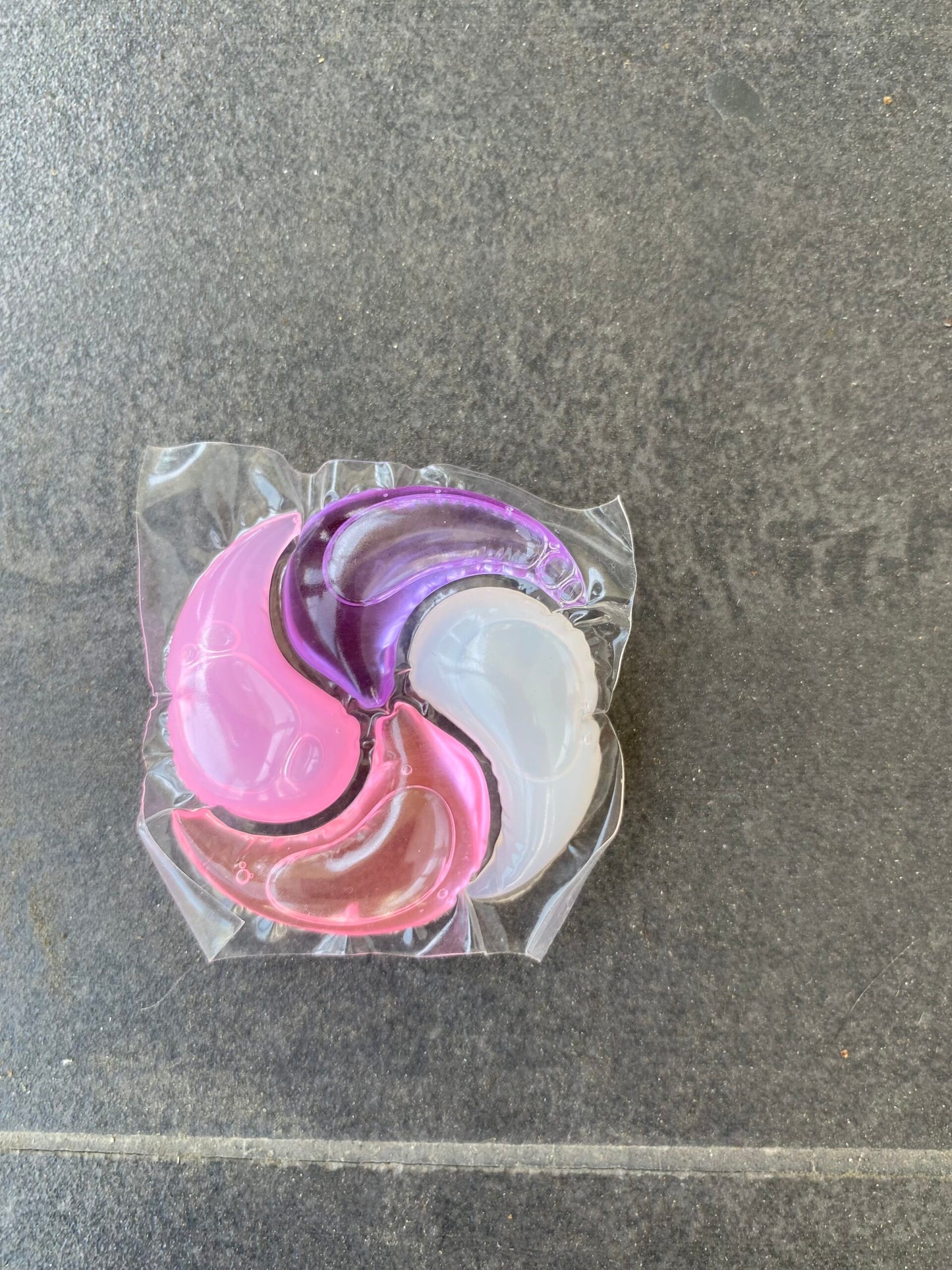 Gold n Pearls 4-in-1 Laundry Detergent Pods – Cherry Velvet (36 Pods)